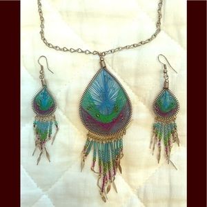 Necklace and earring set western style